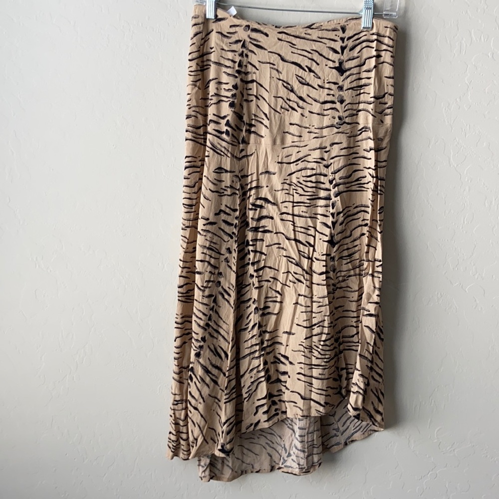 Leith animal print asymmetrical hem skirt